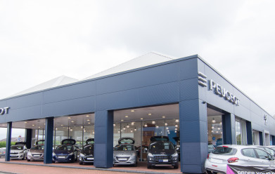 Robins & Day Peugeot Preston reveal brand new LCV facility.